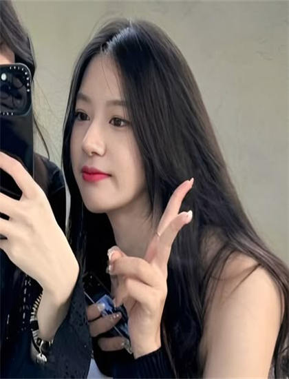 穿着婚纱进行的婚外情文化内涵解读：文化元素与价值观念探讨